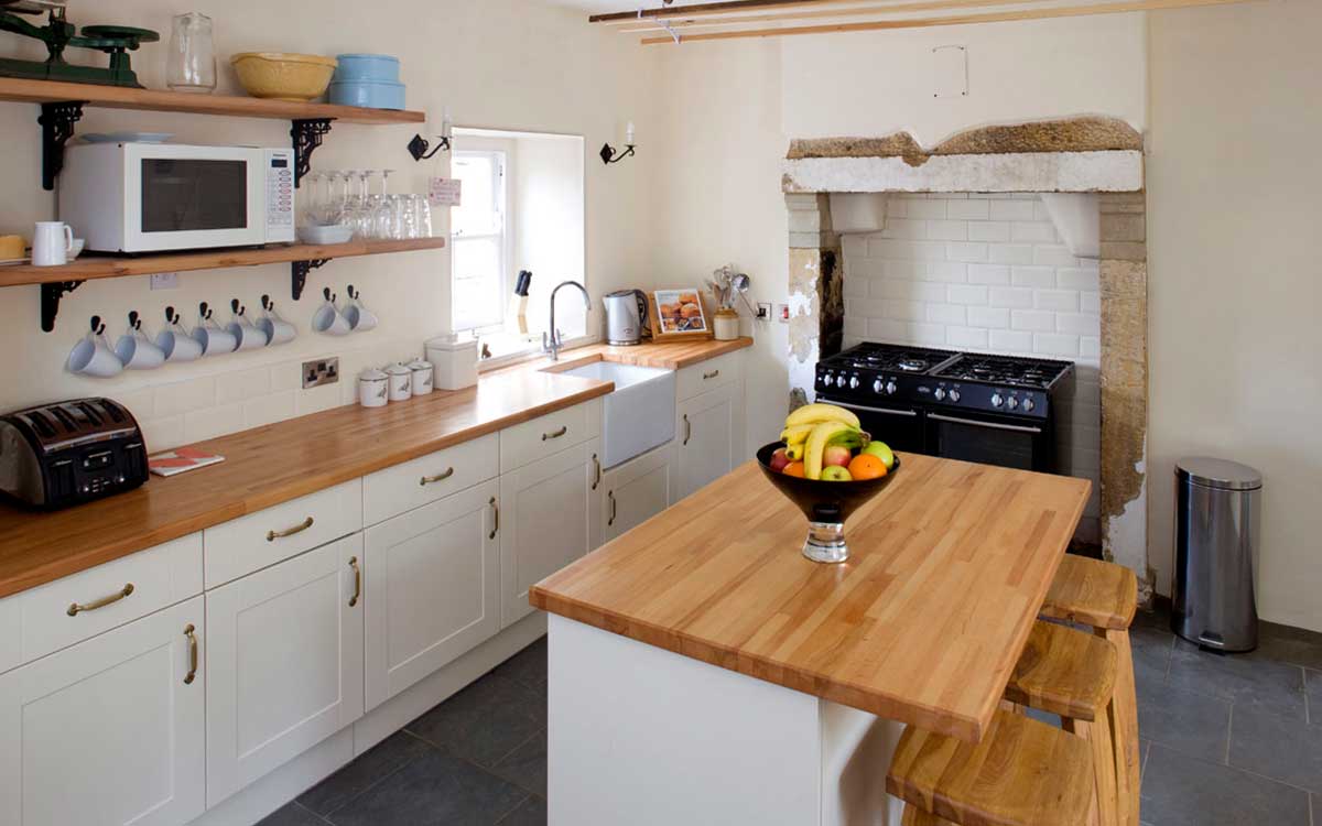 Morton House farmhouse kitchen with centre island